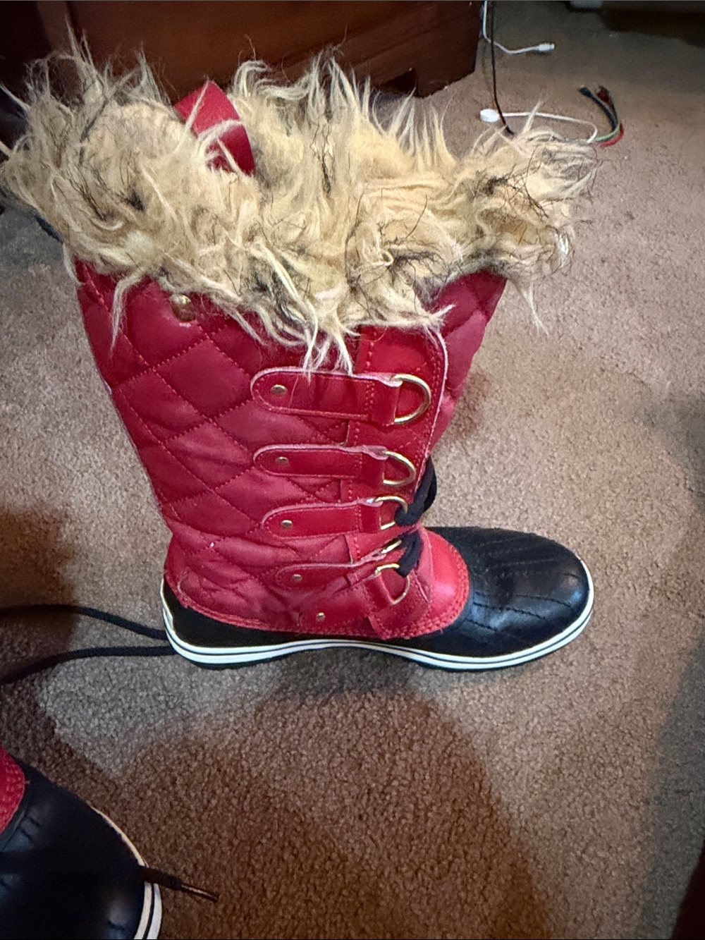 Sorel Red Quilted Faux-Fur Trim Winter Duck Boots